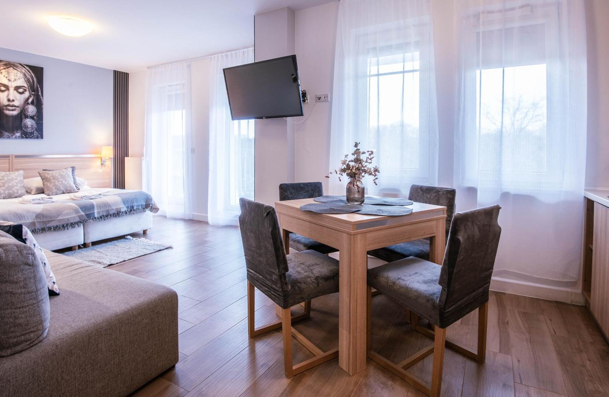 Apartamenty Na Wyspie - Aquamarina - Parking Świnoujście Esterno foto